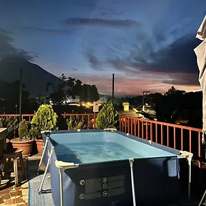  Hotel Jireh
